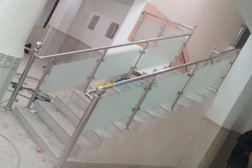 Rampes escalier Moderne verre-inox