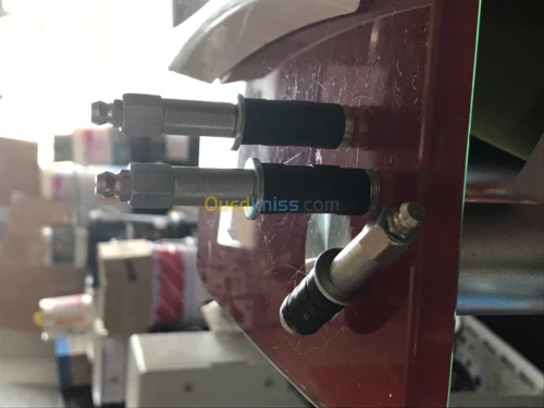 Injecteur de fissure 