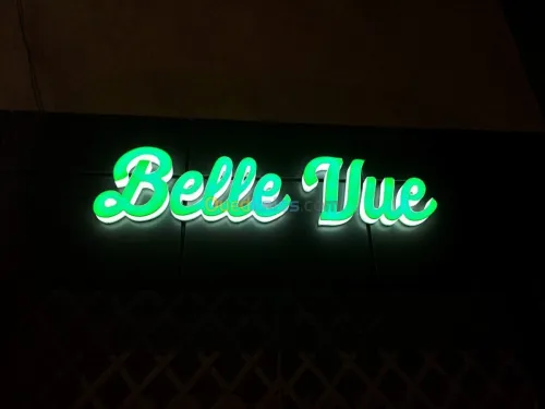 le specialistenseigne relief lumineuse