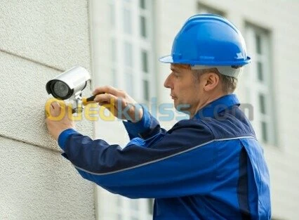 Installation de camera de surveillance