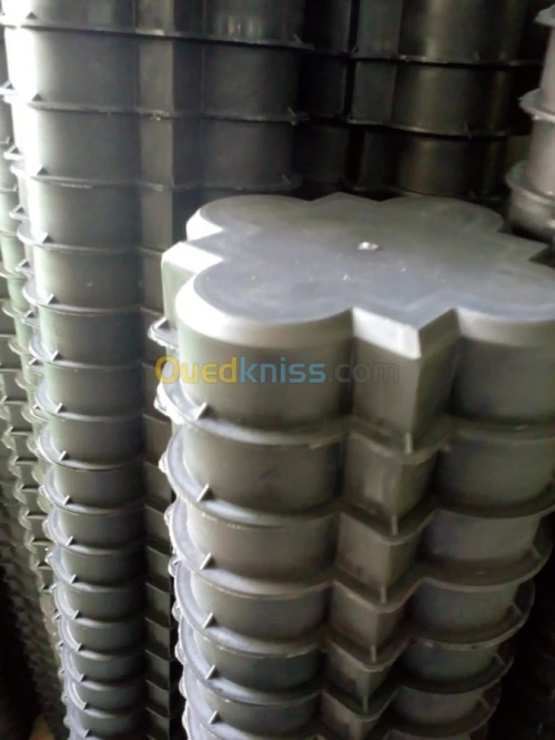 Vente les molles de pavie en plastique