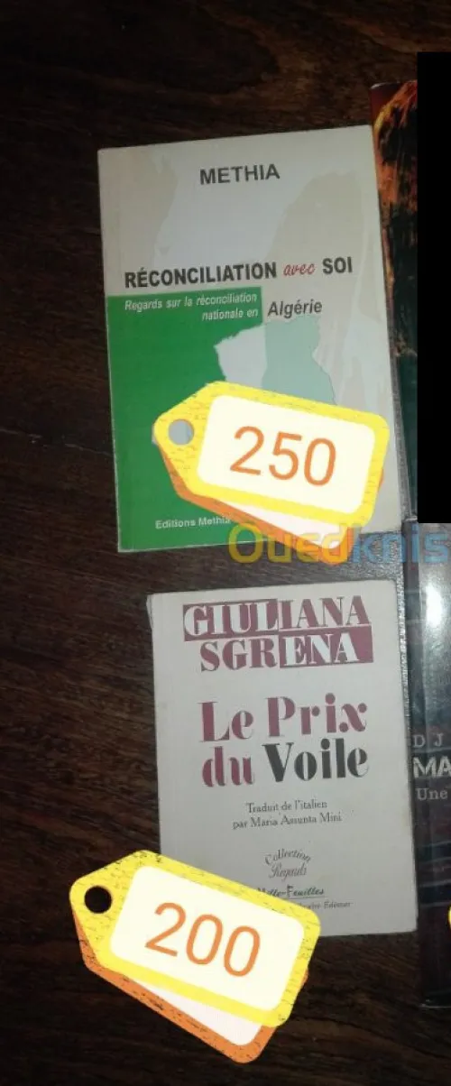 Plusieurs  livres et romans a vendre 