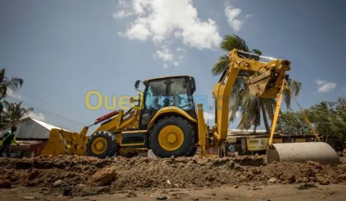 CATERPILLAR Retrochargeur 426F2