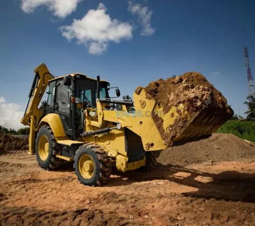 CATERPILLAR Retrochargeur 426F2