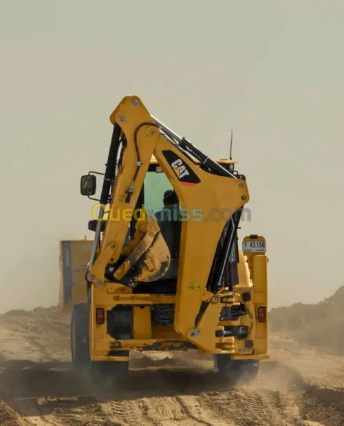 CATERPILLAR Retrochargeur 426F2