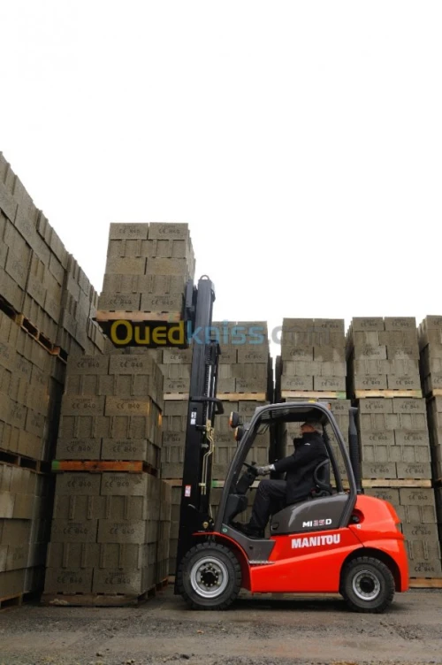 MANITOU  مانيتو CHARIOT ELEVATEUR INDUSTRIEL  MIX 25D  رافعة شوكية صناعية 2025