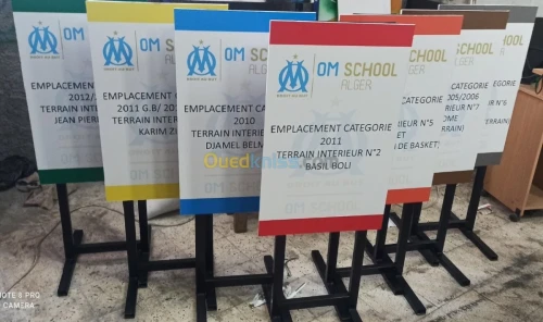 panneaux pub , enseigne lumineuse