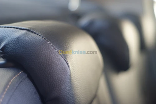 Couture de salons de voiture