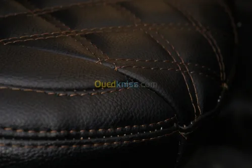 Couture de salons de voiture