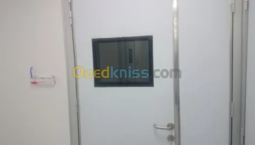 Porte pour l'industrie pharmaceutique