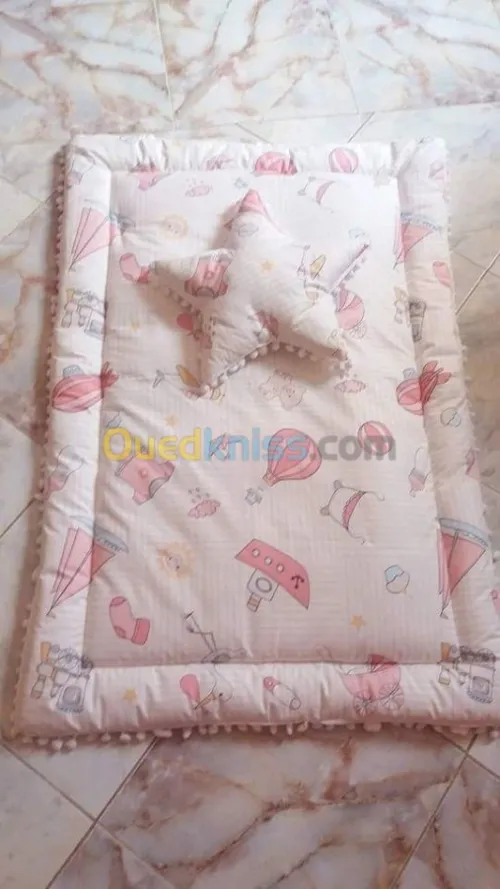 Monde des draps et troussou Bebe 