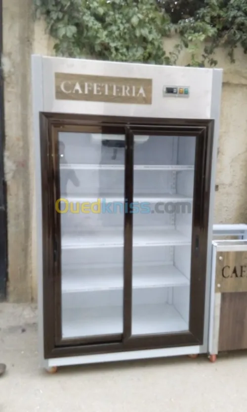 Cafeteria pizzeria boucherie