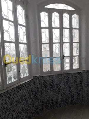 Location Appartement F4 Alger Hydra