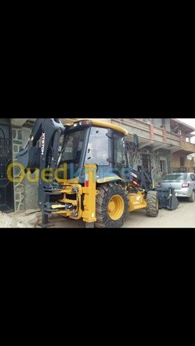 location d'engin retrochargeur xcmg 