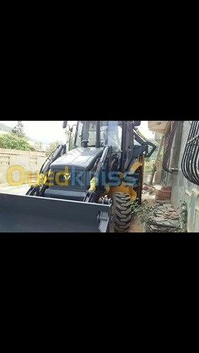 location d'engin retrochargeur xcmg 