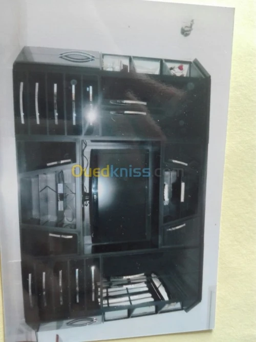 Cuisines/ Dressings/ Chambres/ Portes 