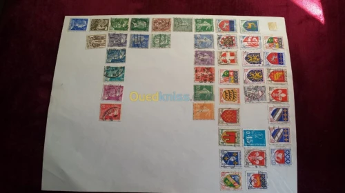 Lot de 316 Timbres 