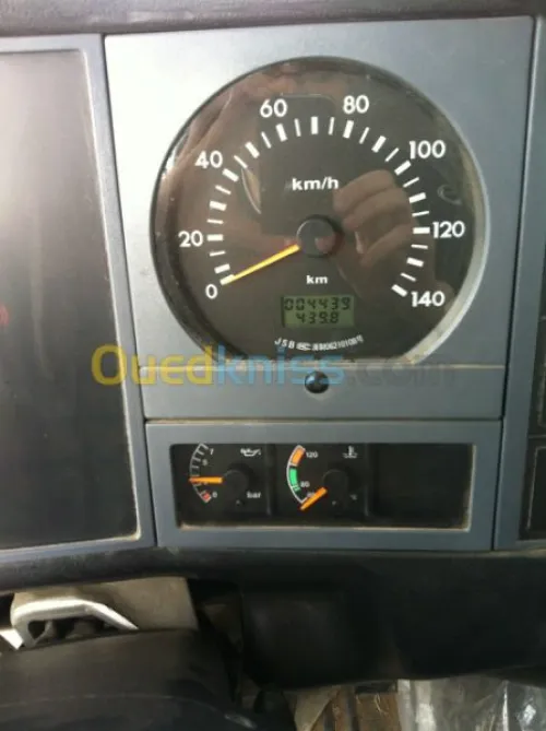 Location de camion SHACMAN STR