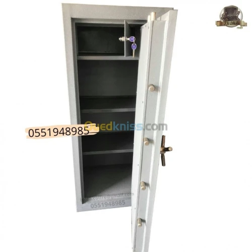 FABRICATION coffre fort et armoire 