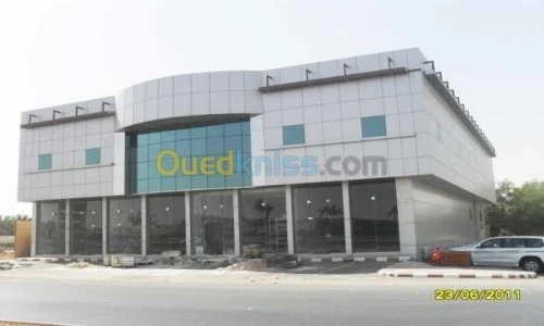 Alucobond. Mure rédou