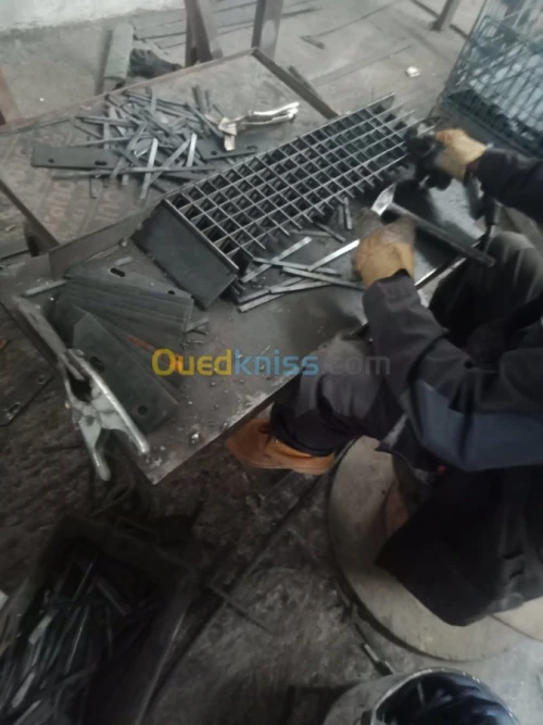 FABRICATION DE CAILLEBOTIS