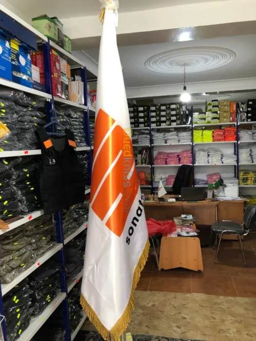 Drapeaux National et Internationaux 