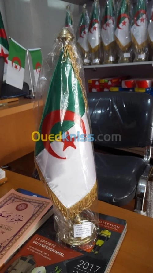 Drapeaux National et Internationaux 