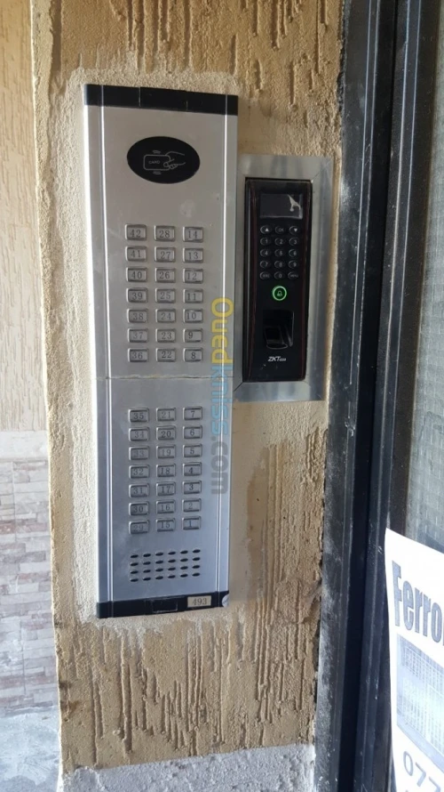 INSTALLATION VISIOPHONES 