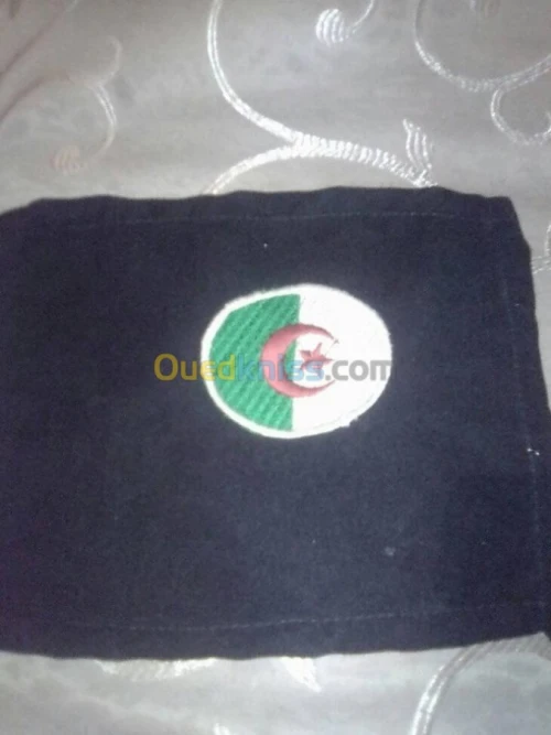 logo en broderie 