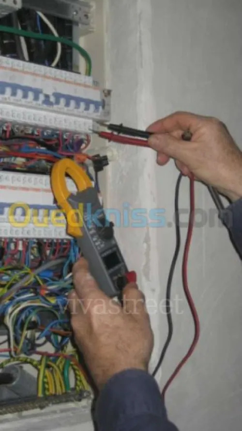 TRAVAUX D'ELECTRICITE BATIMENT et IND  