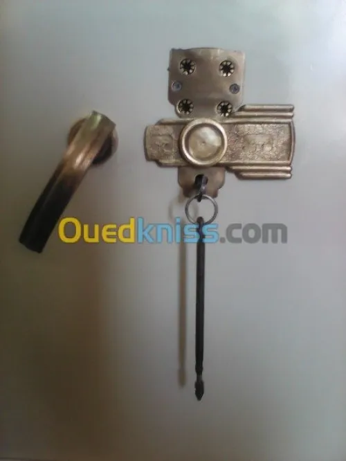 Coffre fort ficher bauche 
