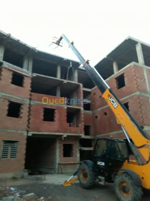 Location télescopique JCB 17m 