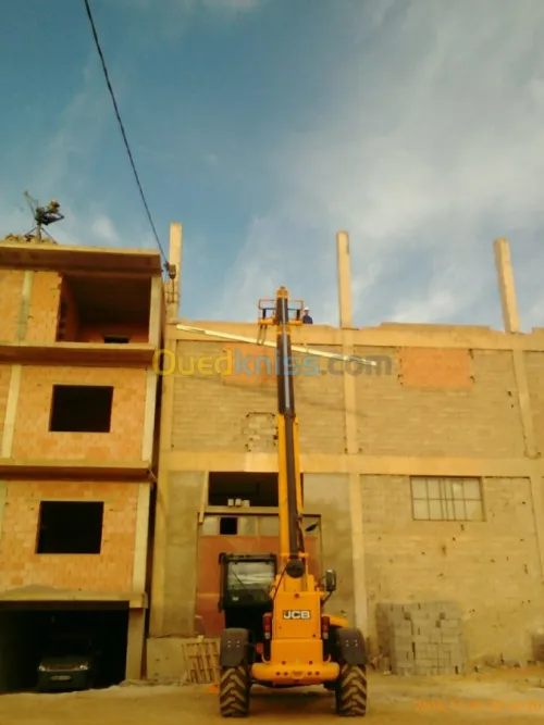 Location télescopique JCB 17m 