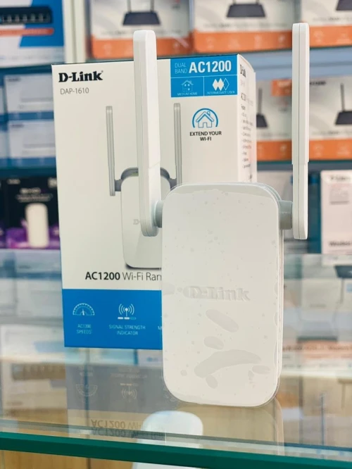 D-LINK REPETEUR Wi-Fi AC1200 DUAL BAND AVEC UN PORT 10/100Mbps et 2 ANTENNES EXTERNES DAP-1610