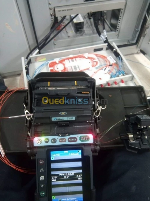 Travaux de fibre optiques et installat