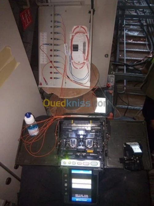 Travaux de fibre optiques et installat