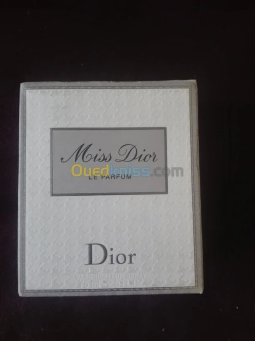 parfums originaux et testeur original dolge Gabbana oud Louis Vuitton Dior Armani Guerlain 
