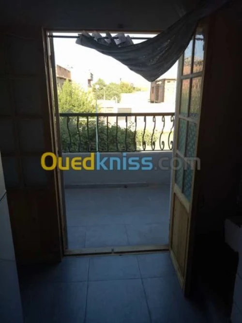 Location Appartement F2 Ain temouchent Hammam bouhadjar