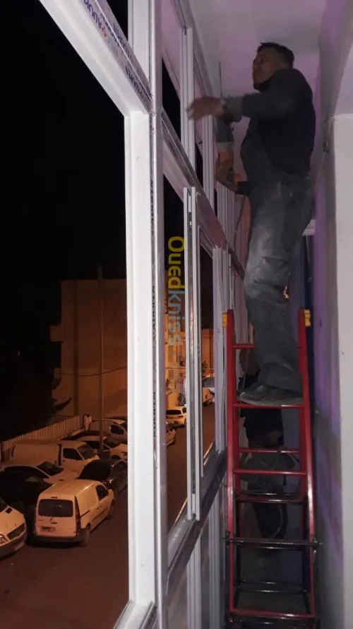  PVC système portes et fenêtres 