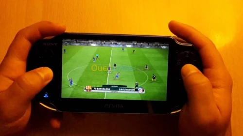 PS VITA FLASH + INSTALLATION DE JEUX
