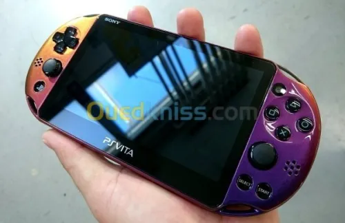 PS VITA FLASH + INSTALLATION DE JEUX
