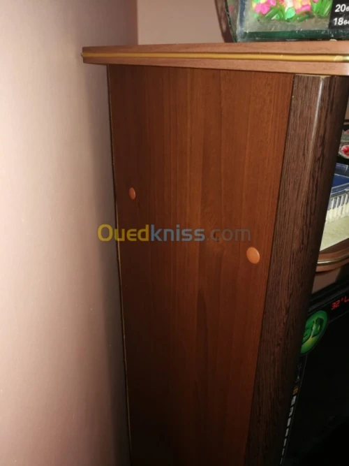 Table TV en très bon état presque neuf