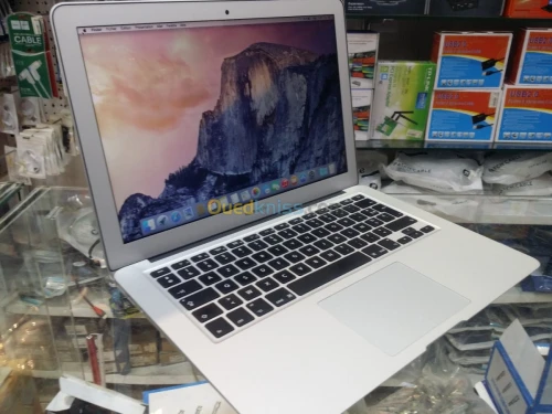 MacBook Air 2017 i5 8G 256 SSD