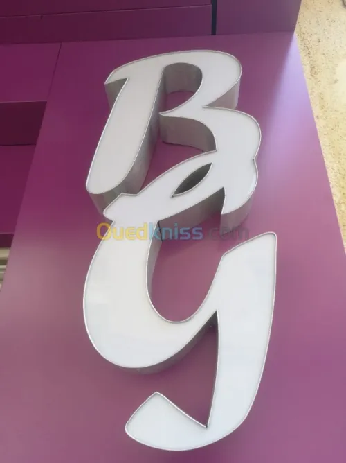 REVETEMENT DE FAÇADES 
