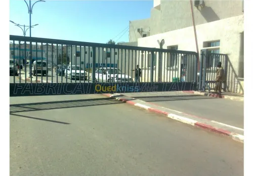 portail industriel automatique