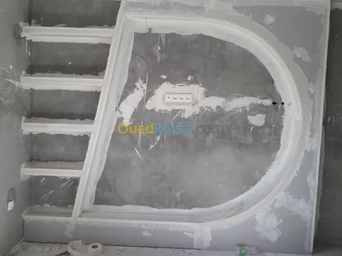 PLACOPLATRE ET PVC ET DEMENTABLE