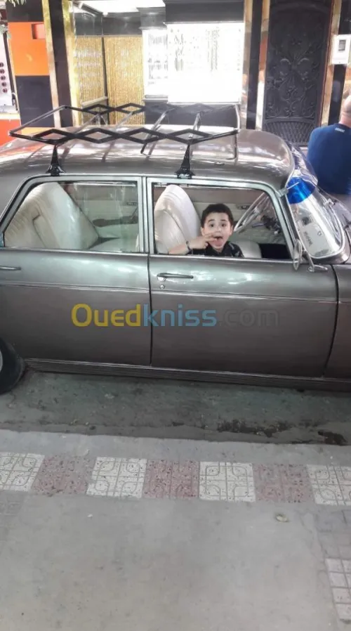 Peugeot 404 1971 
