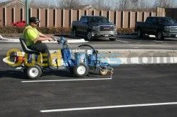 Machines pour traçage de routes
