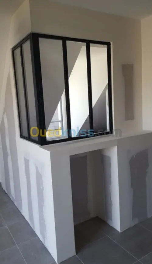 Plaquiste peintre jointeur