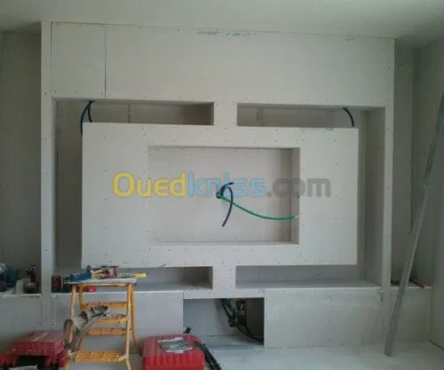 Plaquiste peintre jointeur